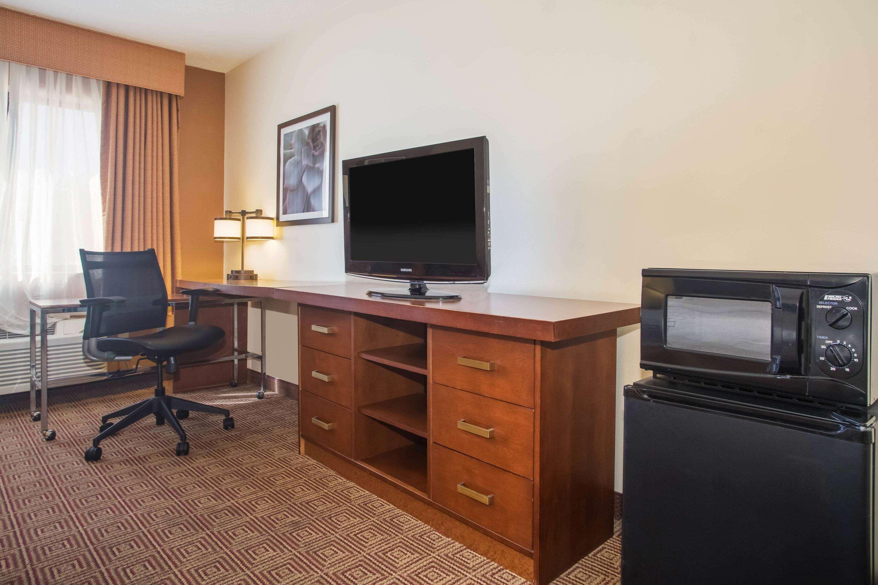Hotel Baymont By Wyndham Columbia, Mo Zewnętrze zdjęcie