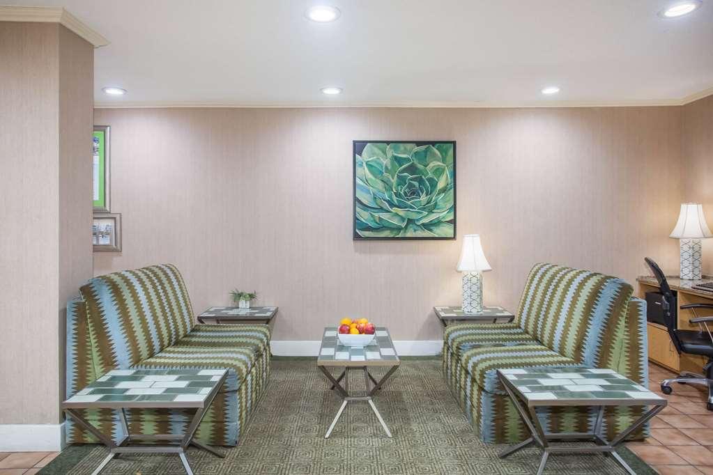 Hotel Baymont By Wyndham Columbia, Mo Wnętrze zdjęcie