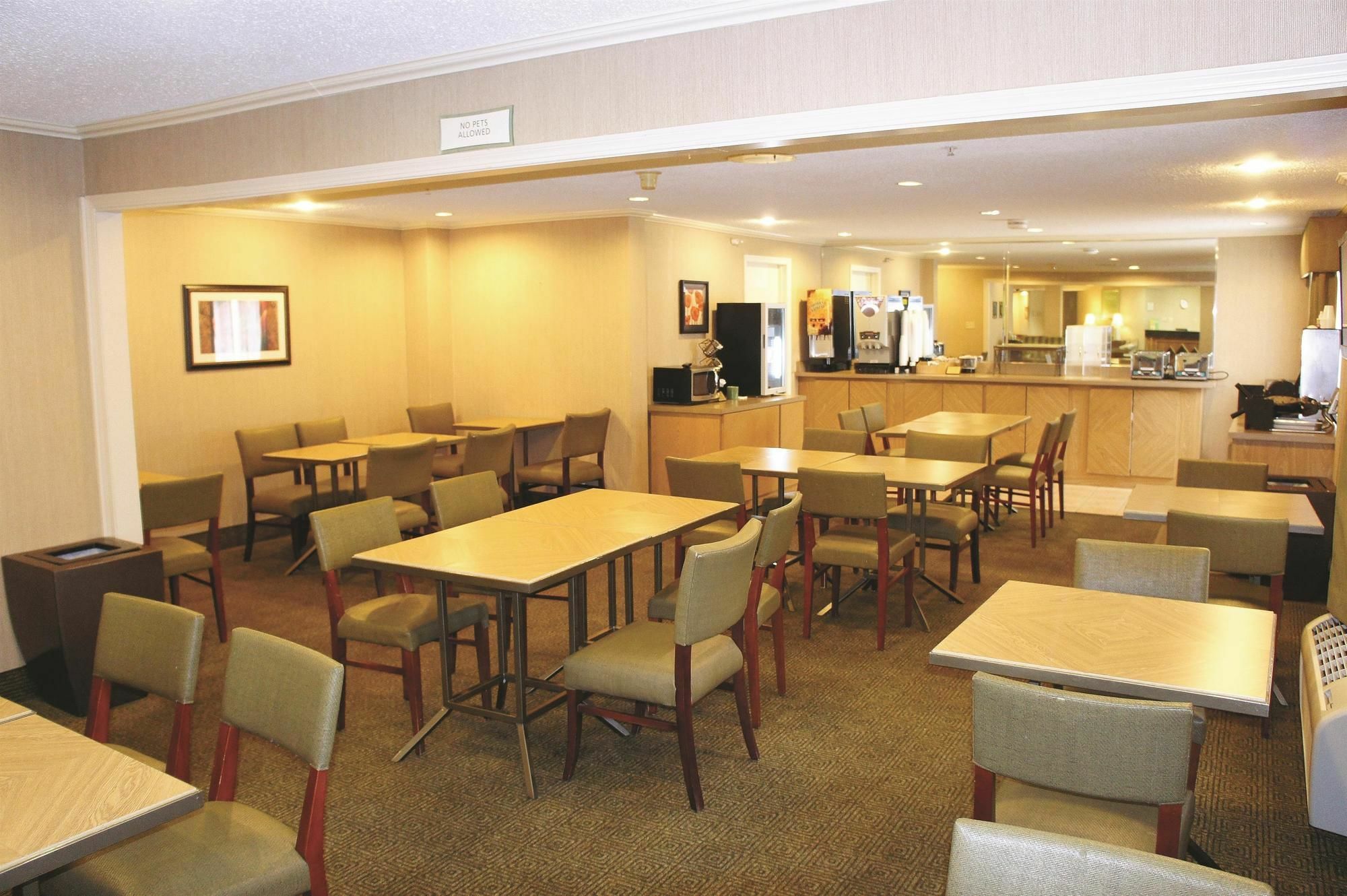 Hotel Baymont By Wyndham Columbia, Mo Zewnętrze zdjęcie